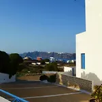 Thira's Dolphin Akrotírion