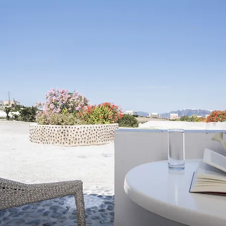 Aparthotel Thira's Dolphin 4*