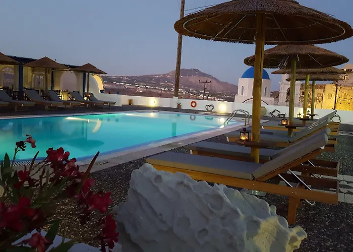 Thira's Dolphin Aparthotel Akrotiri (Santorini)