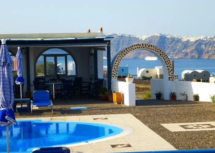 Thira's Dolphin Akrotiri (Santorini)