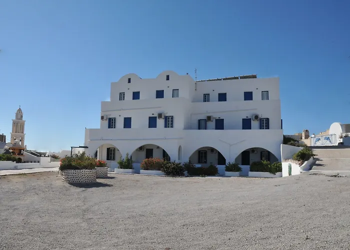 Thira's Dolphin 4* Akrotírion