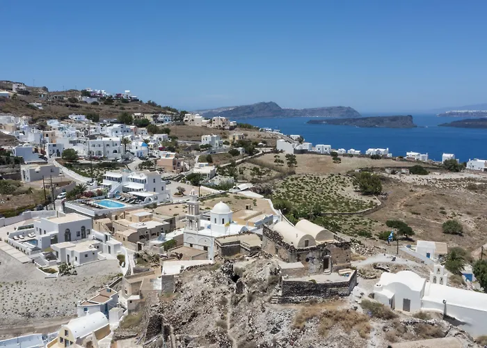 Thira's Dolphin Aparthotel Akrotiri (Santorini)