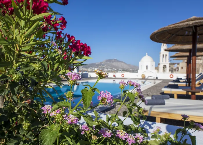 Thira's Dolphin Aparthotel Akrotiri (Santorini)