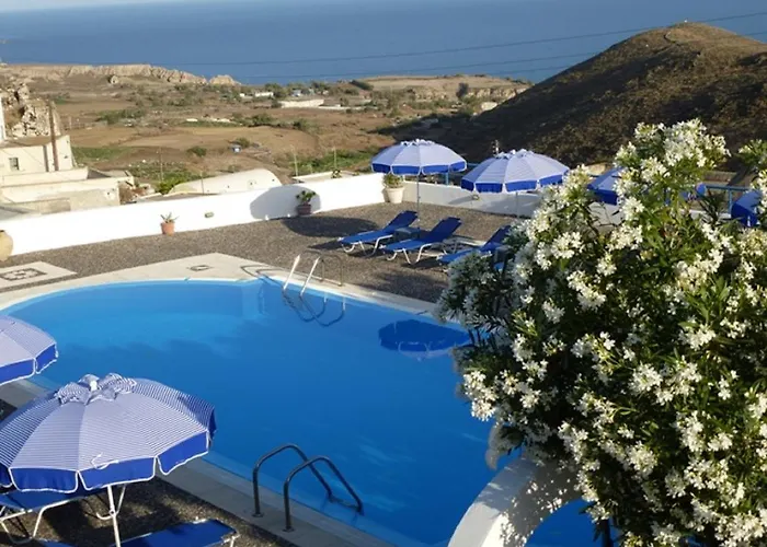 Aparthotel Thira's Dolphin 4*