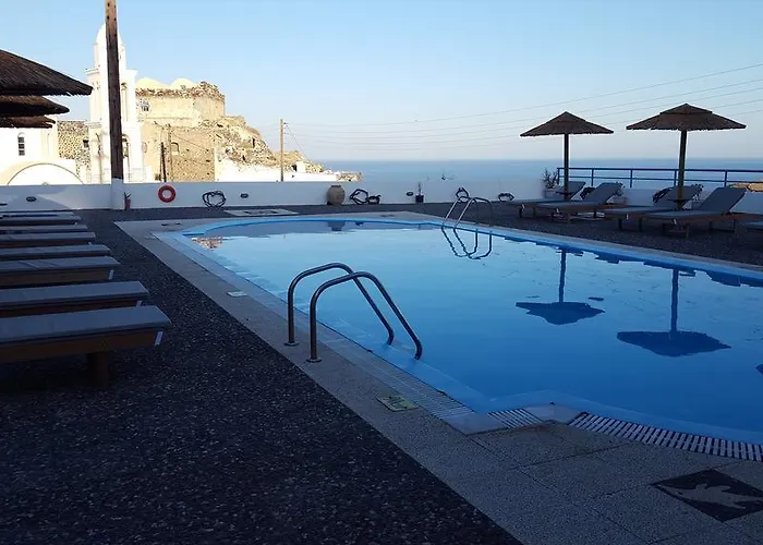 Thira's Dolphin アパートホテル