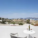 アパートホテル Thira's Dolphin 4*