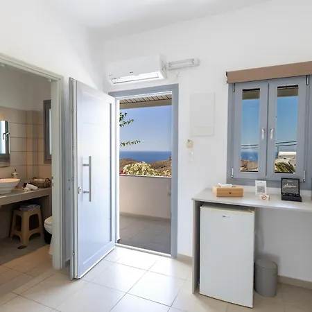 Apartmanhotel Thira's Dolphin 3*