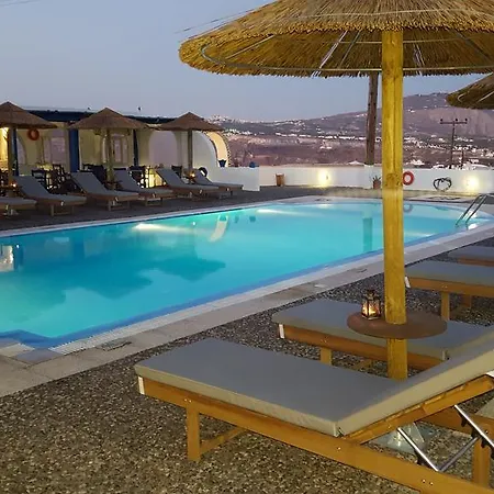 Thira's Dolphin Apartmanhotel