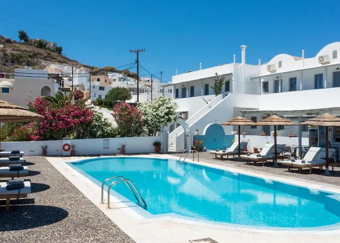 Thira's Dolphin 4* Akrotírion