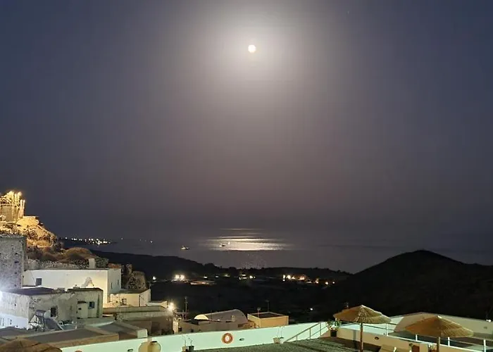 Thira's Dolphin Appart hôtel 4*