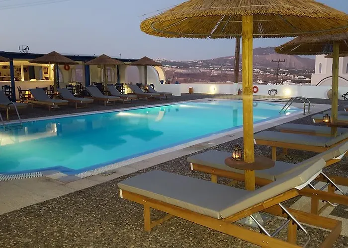 Thira's Dolphin Appart hôtel