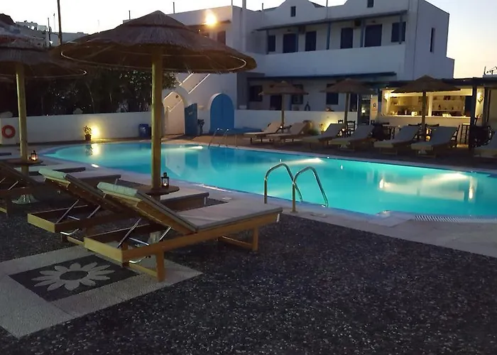 Thira's Dolphin Appart hôtel